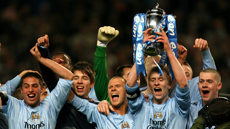 以轻资产工 以轻资产工